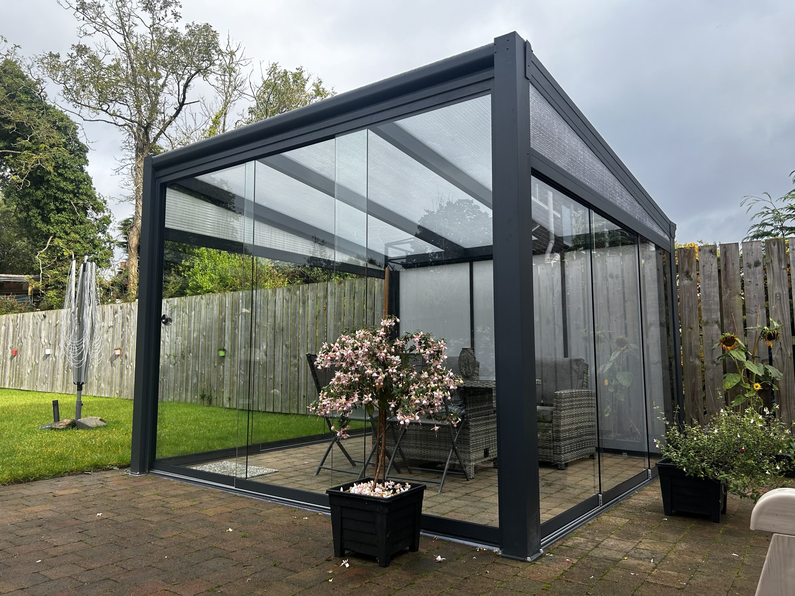 enclosed pergola belfast